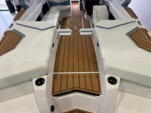 2027-nautique-g23-141185-image10