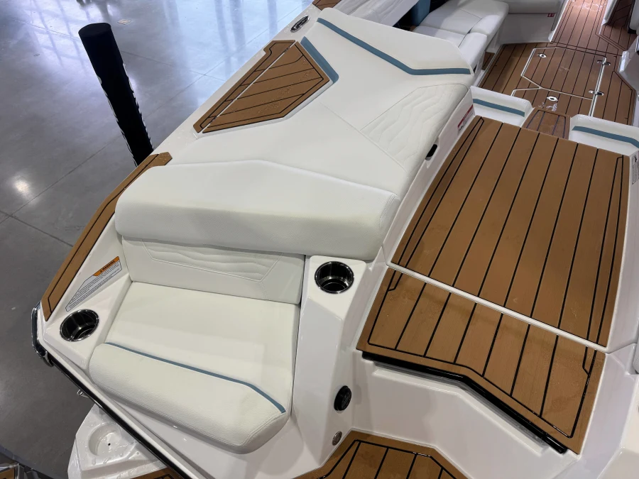 2027-nautique-g23-141185-image12