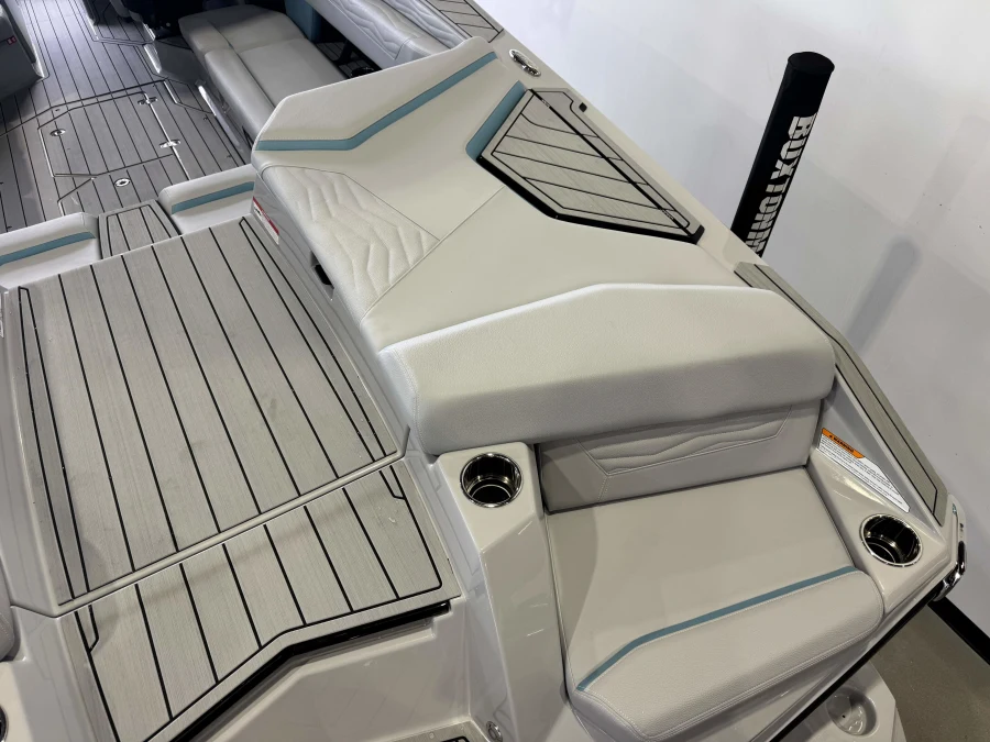 2027-nautique-g25-141186-image12