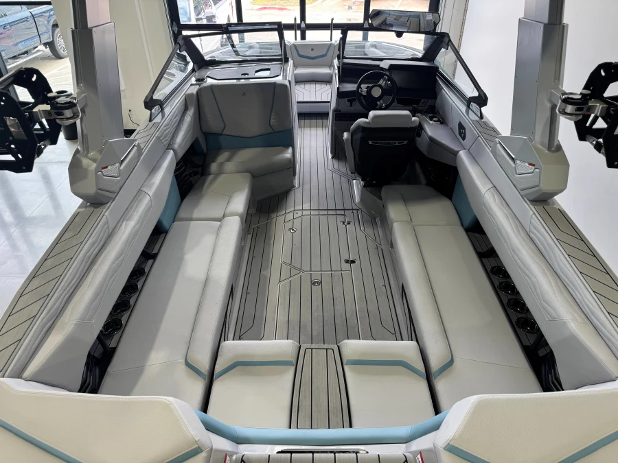 2027-nautique-g25-141186-image14