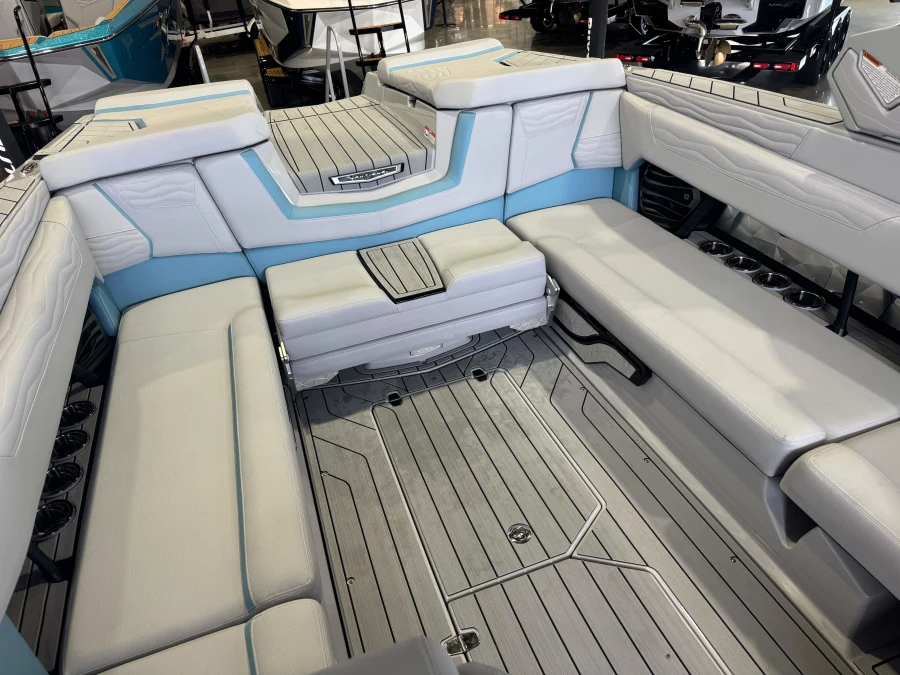 2027-nautique-g25-141186-image17