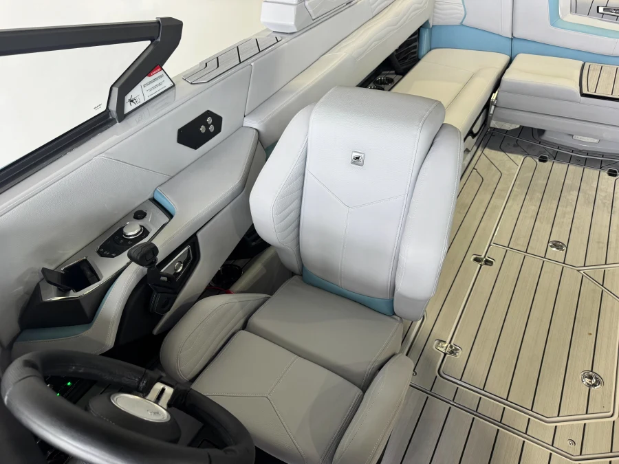 2027-nautique-g25-141186-image22