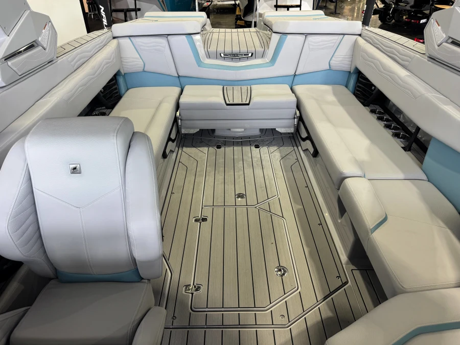 2027-nautique-g25-141186-image23