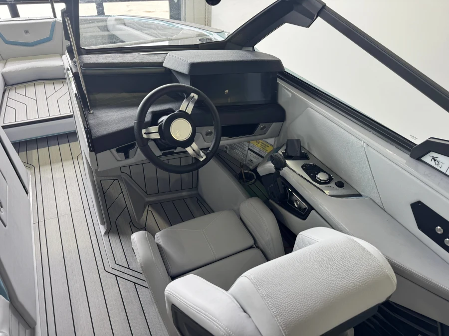 2027-nautique-g25-141186-image26