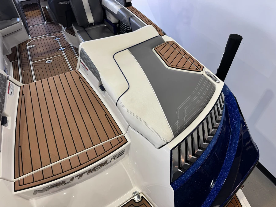 2016-nautique-g23-141188-image11
