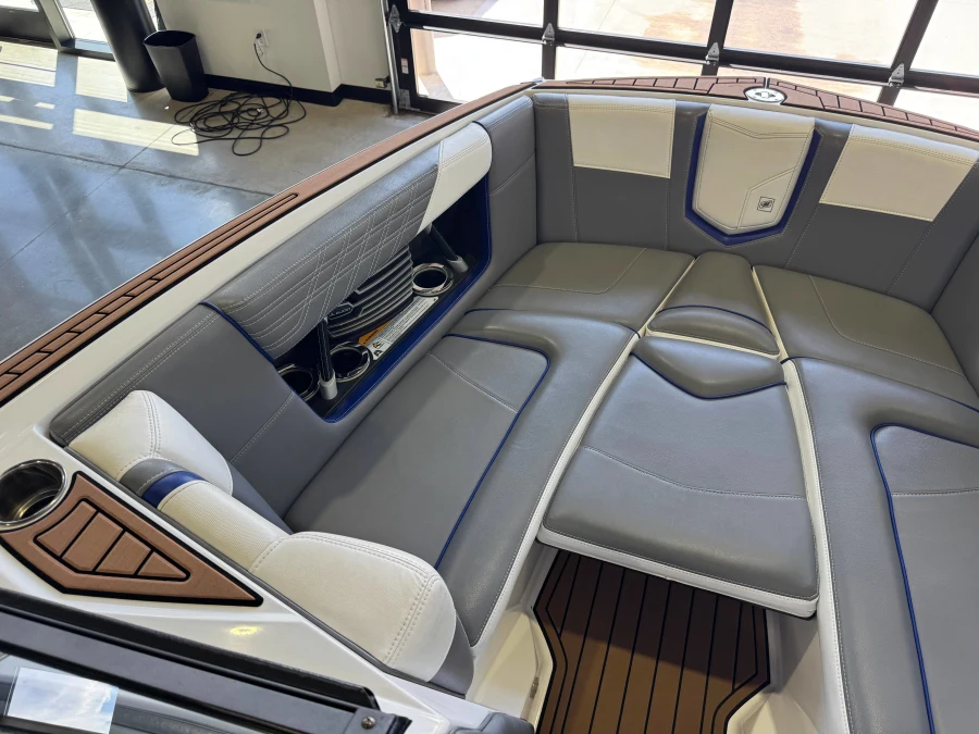 2016-nautique-g23-141188-image17