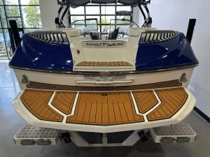 2016-nautique-g23-141188-image8