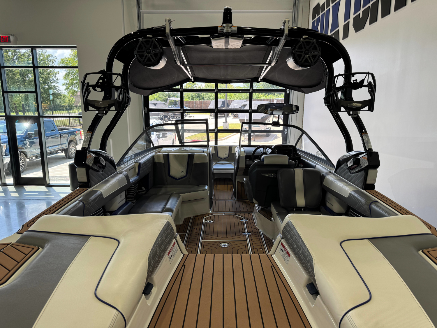 2016 Nautique Super Air Nautique G23