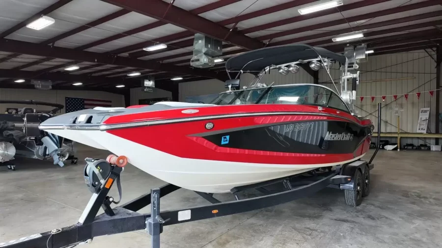 2014-mastercraft-x46-141190-image19