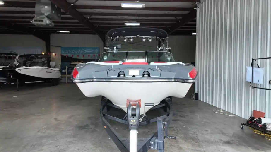2014-mastercraft-x46-141190-image23