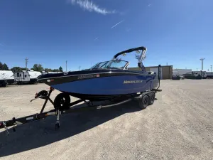 2023-mastercraft-csx-141191-image3