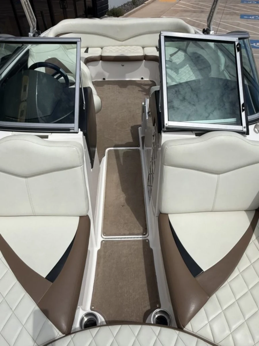 2010-mastercraft-x35-141194-image11