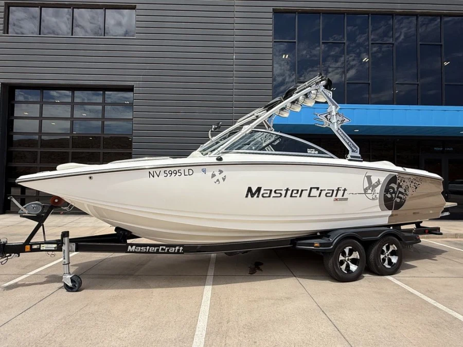 2010-mastercraft-x35-141194-image2