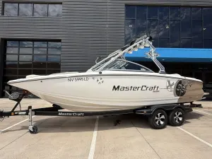 2010-mastercraft-x35-141194-image2