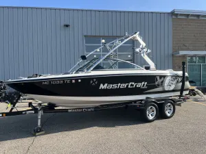 2009-mastercraft-x15-141197-image1
