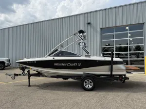 2010-mastercraft-x2-141198-image1