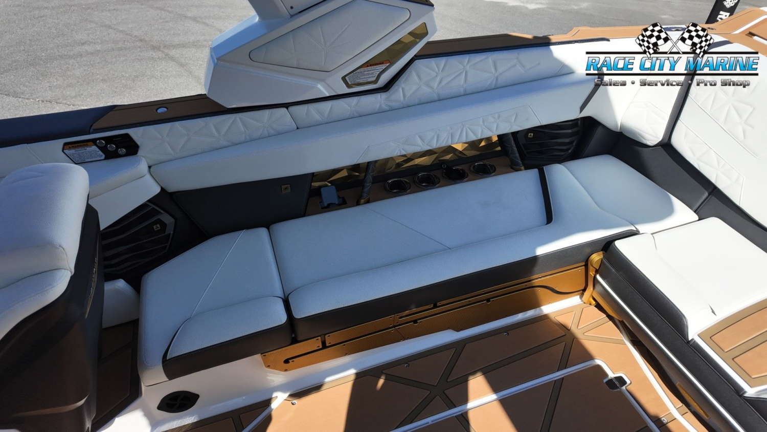 2026 Nautique Paragon 25