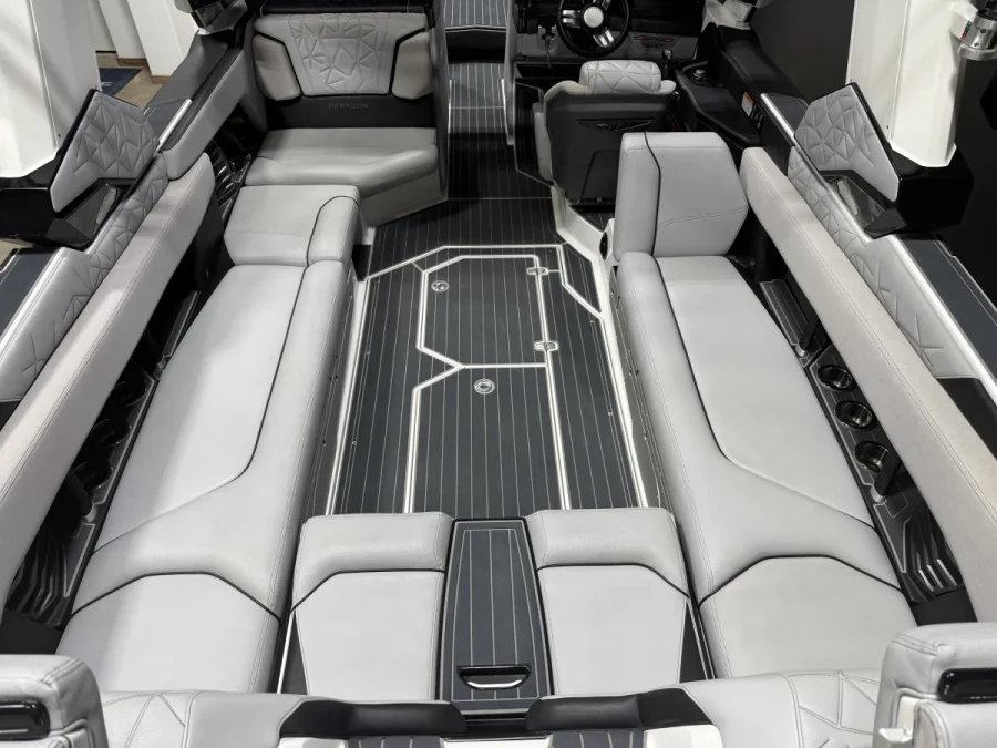 2022-nautique-g25-paragon-141226-image6.webp