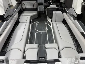 2022-nautique-g25-paragon-141226-image6.webp