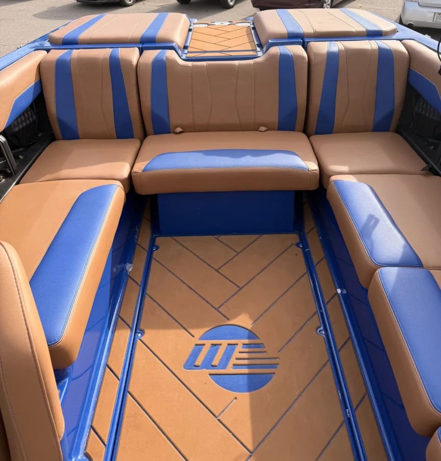 2023-malibu-wakesetter-22-lsv-141228-image4.webp