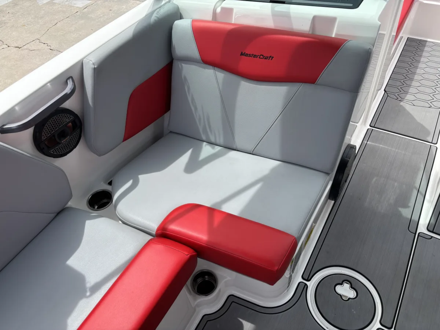 2024 Mastercraft NXT23
