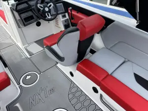 2024-mastercraft-nxt23-141229-image14.webp