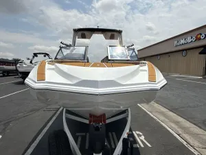 2025-supra-sv-141234-image8