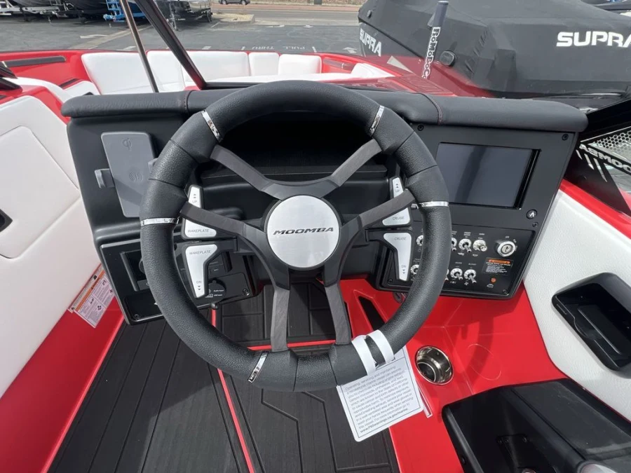 2025-moomba-max-141236-image12