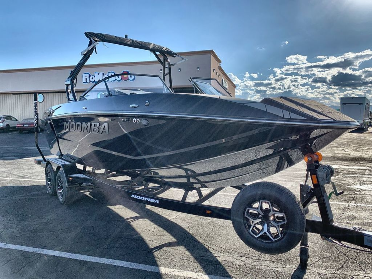 2026 MOOMBA Mojo