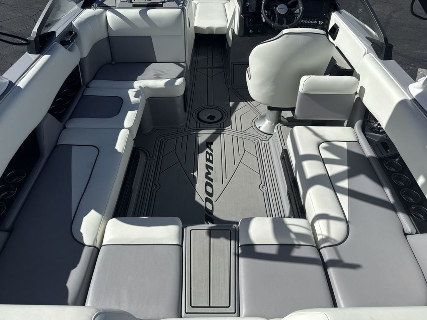 2025 MOOMBA Craz