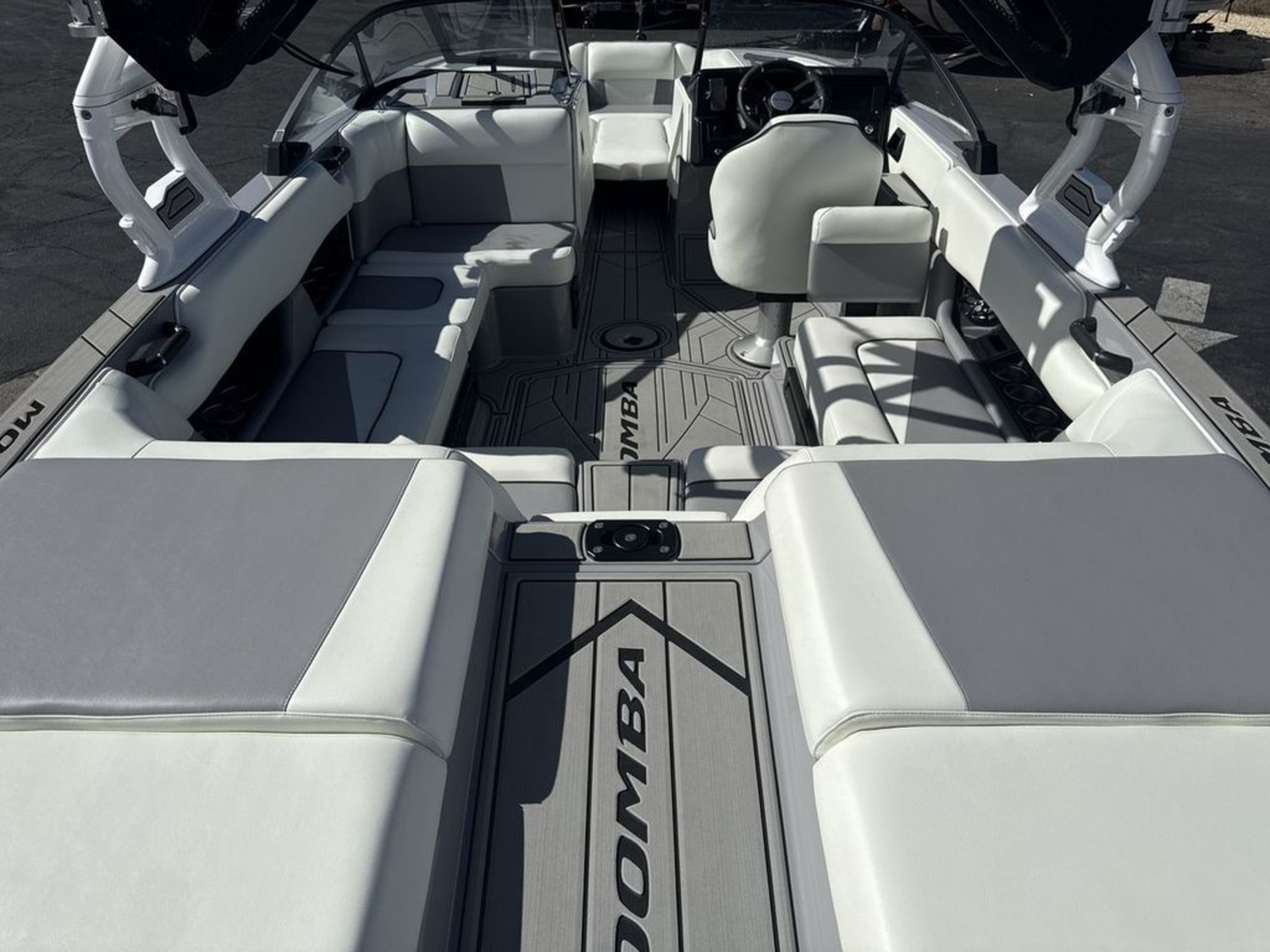 2025 MOOMBA Craz