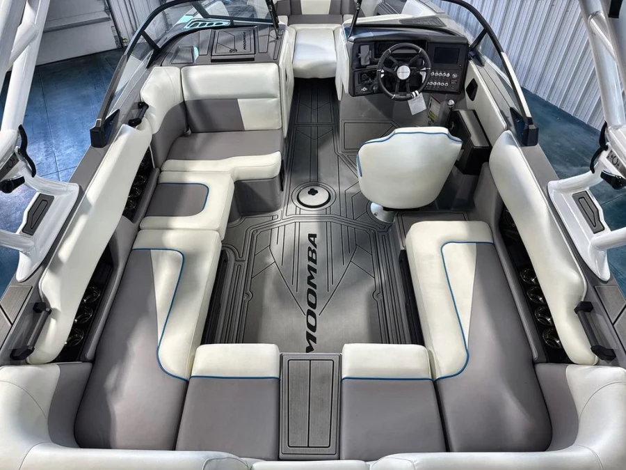 2026-moomba-craz-141245-image10