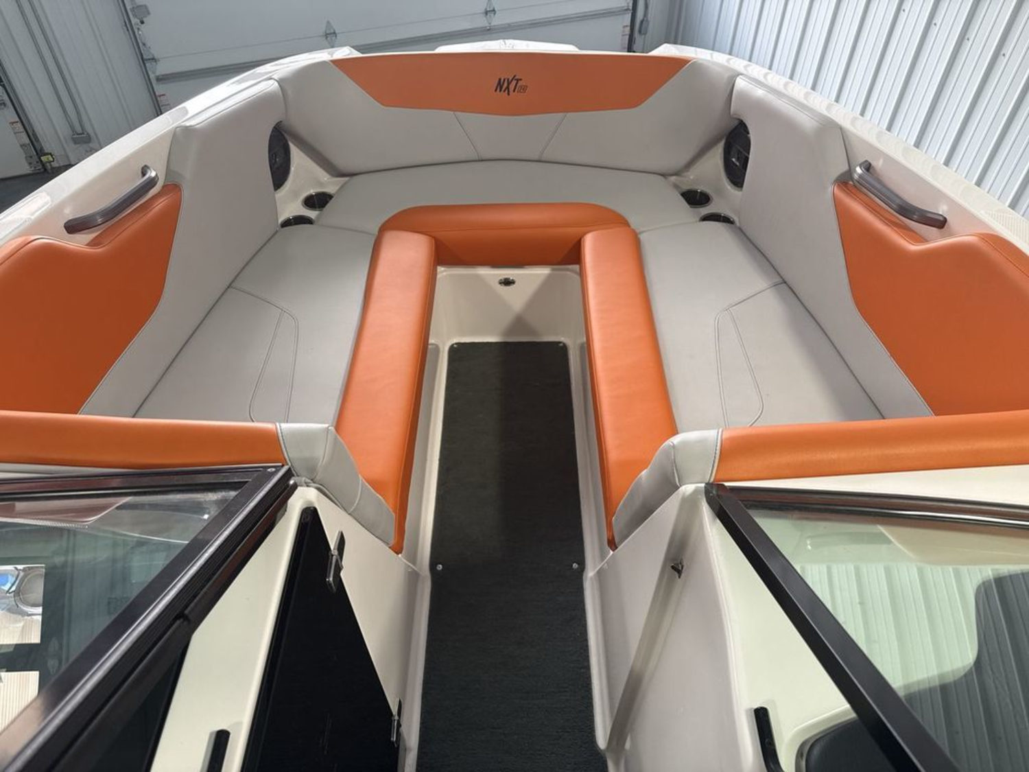 2021 MasterCraft NXT24