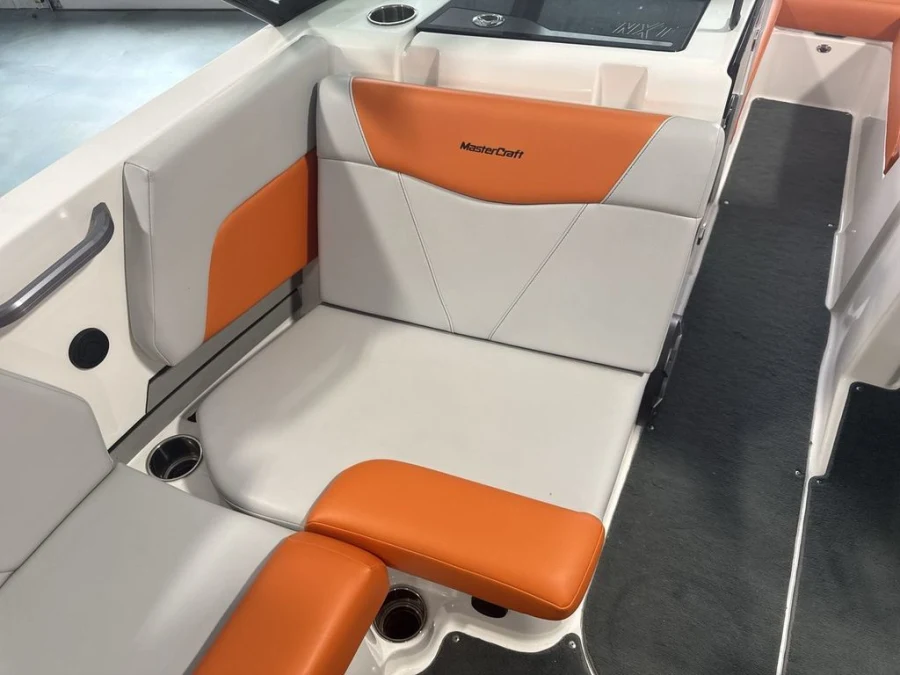 2021-mastercraft-nxt24-141247-image17