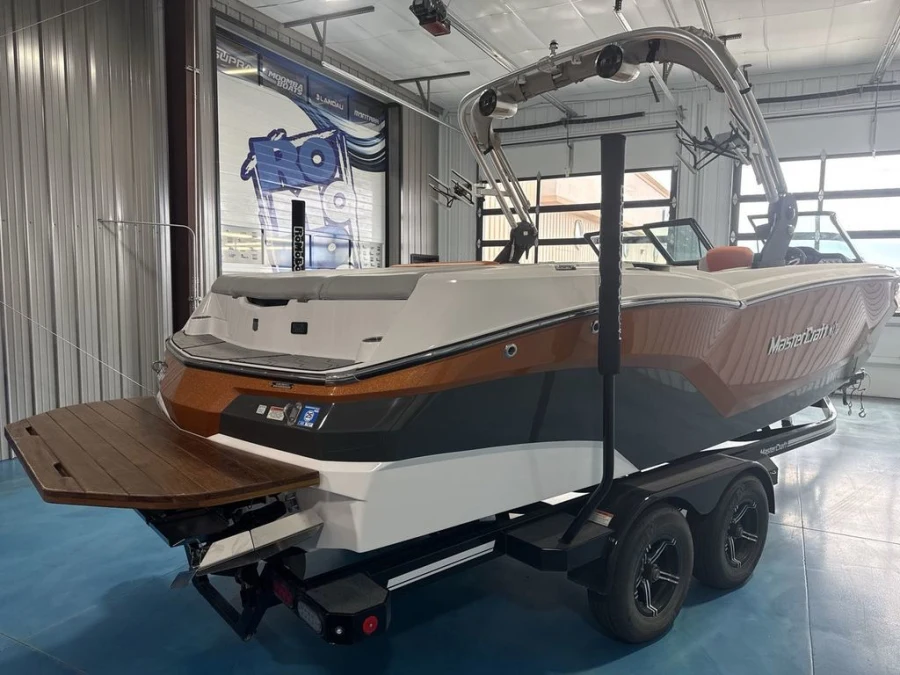 2021-mastercraft-nxt24-141247-image6