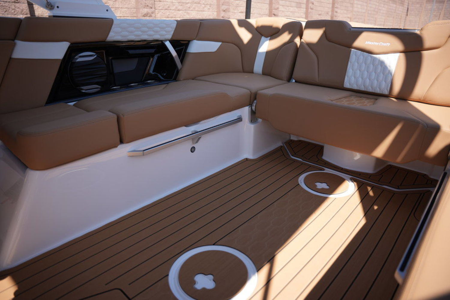 2026 MasterCraft XT23