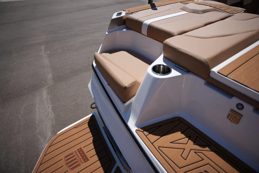 2026-mastercraft-xt23-141254-image20