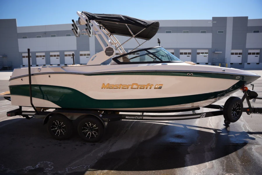 2026-mastercraft-xt23-141254-image5