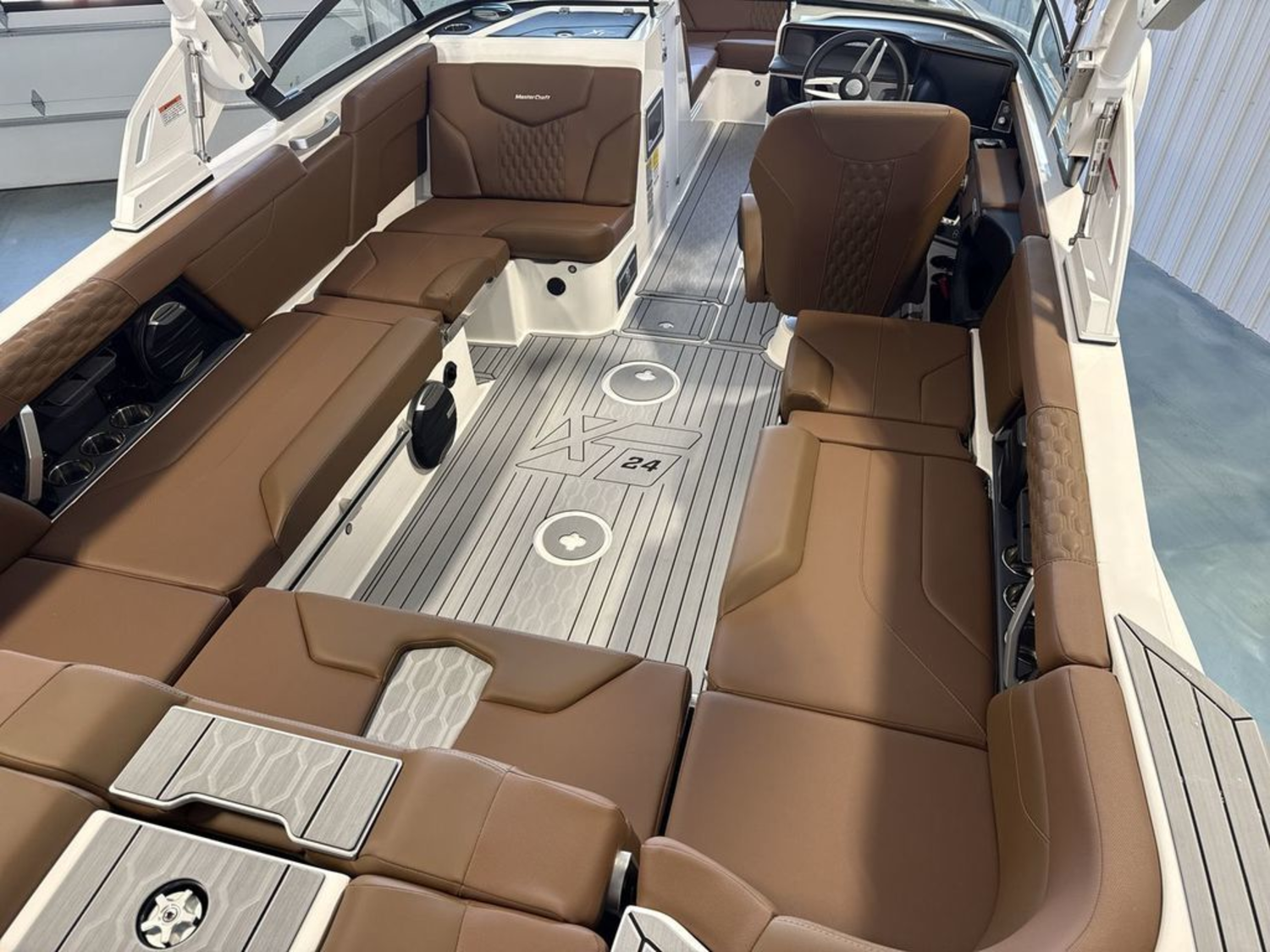 2026 MasterCraft XT24