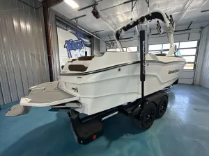 2026-mastercraft-xt24-141256-image6