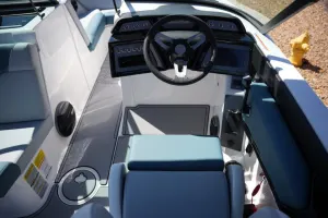 2026-mastercraft-nxt22-141261-image12