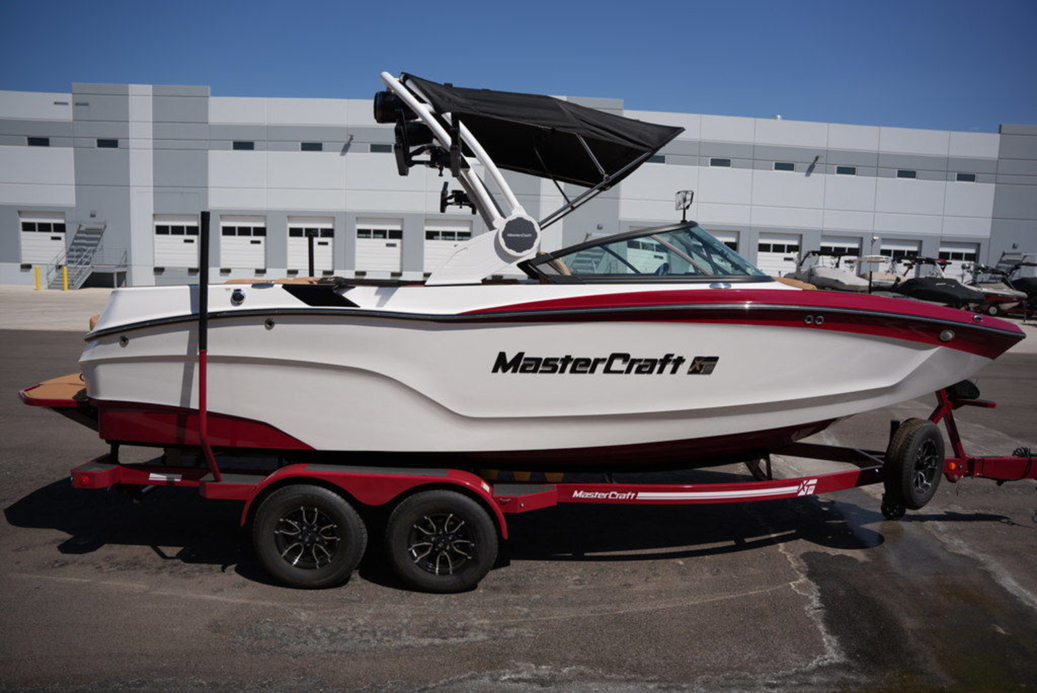 2026 MasterCraft XT22.26