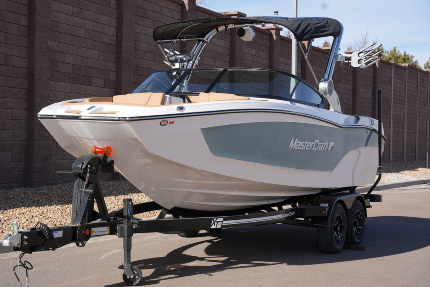 2026 MasterCraft XT22.26