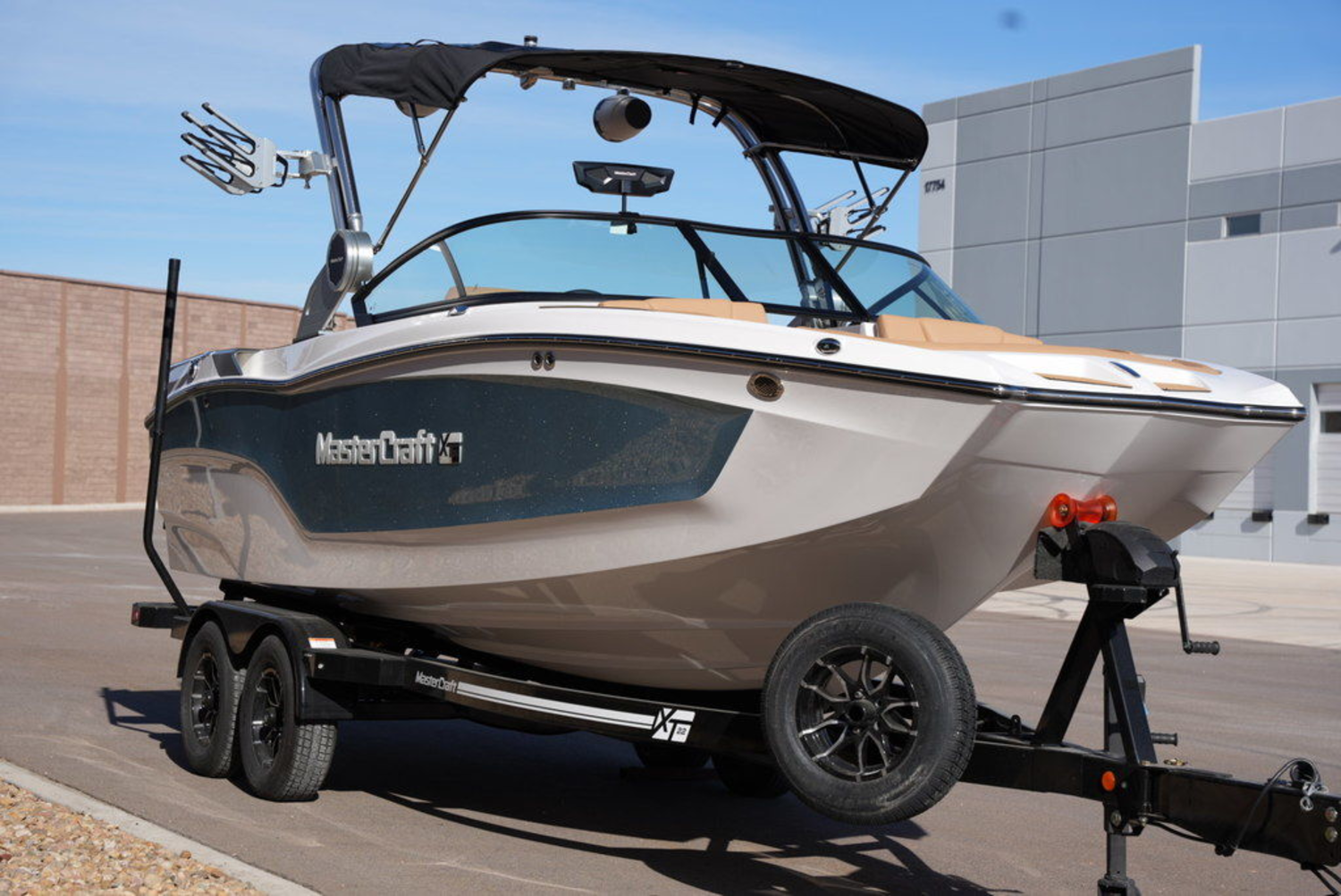 2026 MasterCraft XT22.26
