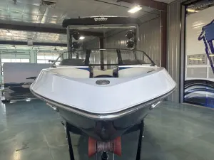 2014-malibu-wakesetter-247-lsv-141267-image8