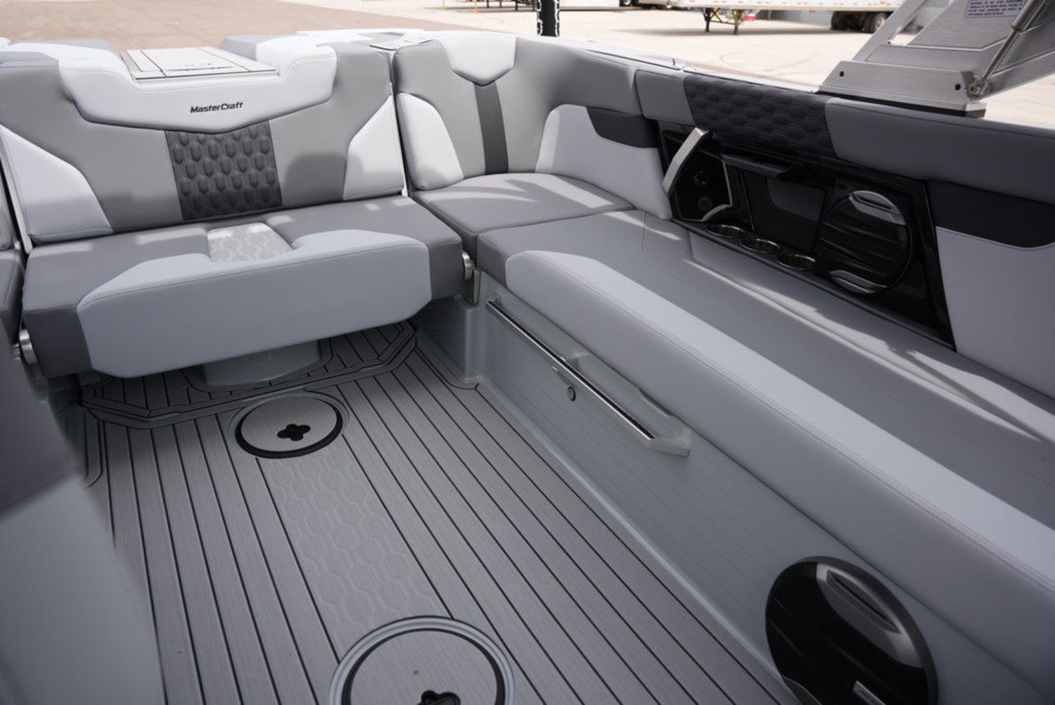 2026 MasterCraft XT23.26