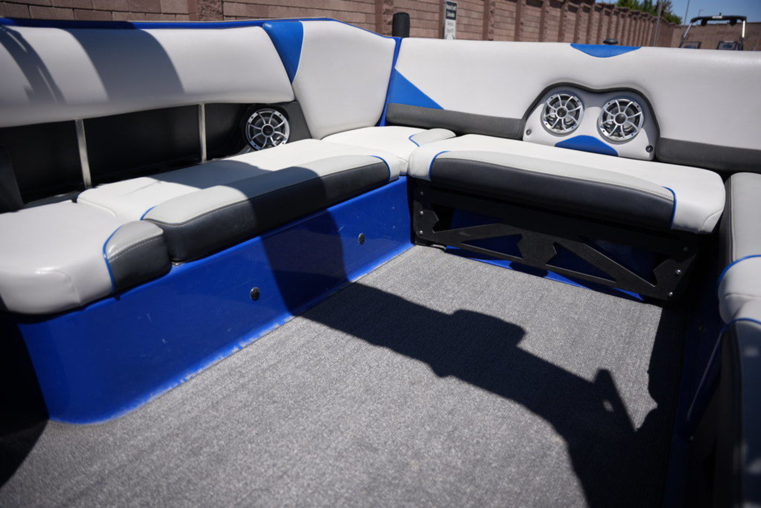 2015 Axis Wake Research A24