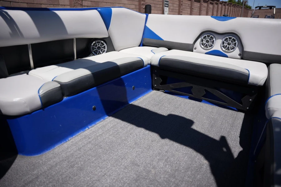 2015-axis-a24-141281-image14