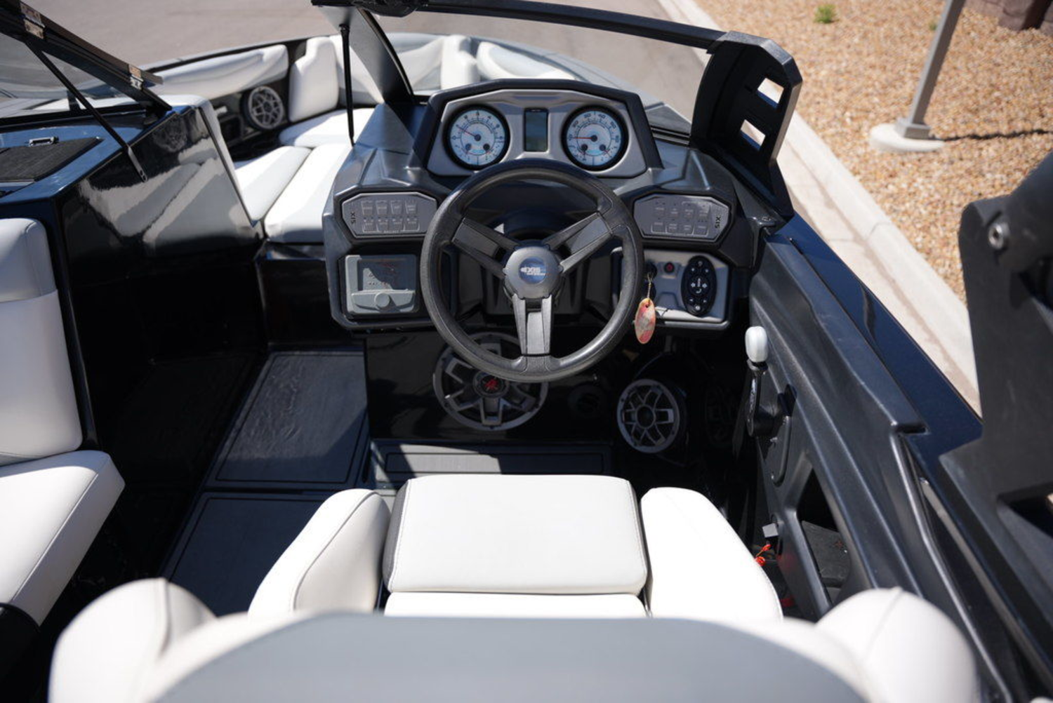 2019 Axis Wake Research T22