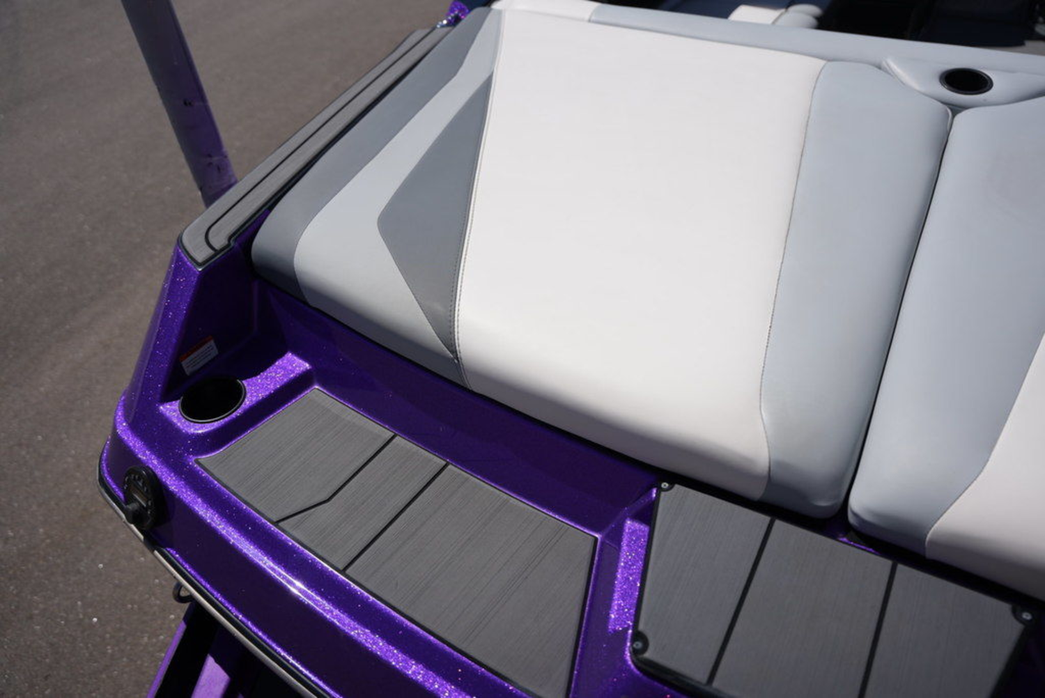 2019 Axis Wake Research T22